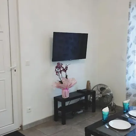 Appartement 2, Jardin, Collation, 5 Min De L'Aeroport Cdg Le Mesnil-Amelot Extérieur photo
